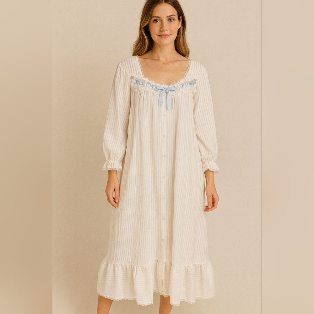 Vintage Willow Creek Women's Modest White Ruffle Cottage Nightgown Ribbon‎ Large